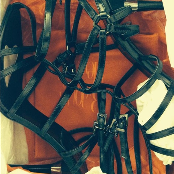 NWT * Just Reduced! French Designer Rodolphe Menudier * Strappy Leather Stiletto - Picture 4 of 5