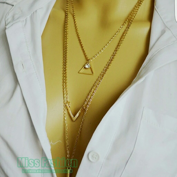 Long 3 layer dainty necklace
