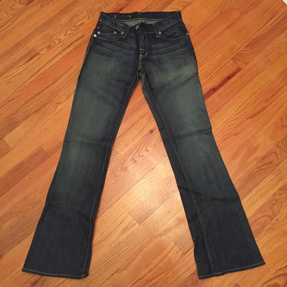 Rock and Republic Swarovski Jeans Sz 24