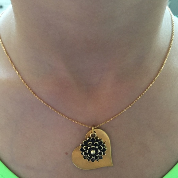 Goldplated Heart/Mum Pendant Necklace - Picture 3 of 3