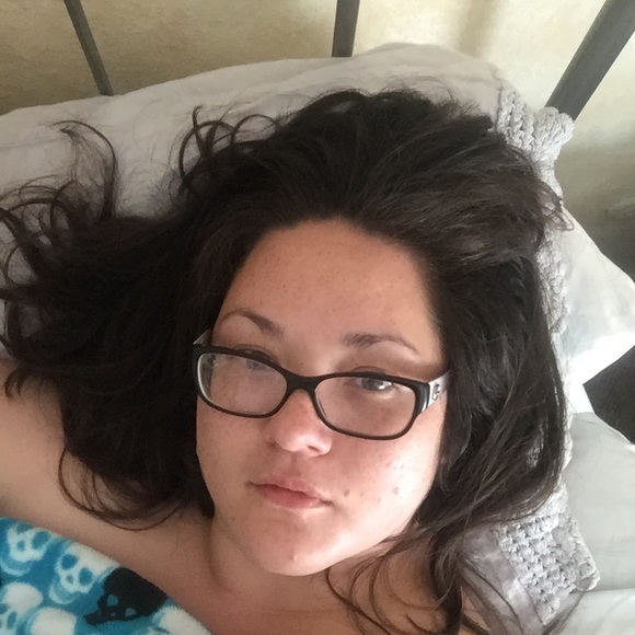 Meet your Posher, Karla - Picture 3 of 4