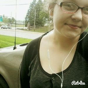 Meet your Posher, Devlin