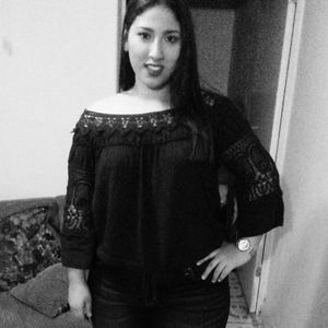 Meet your Posher, Perla daniela