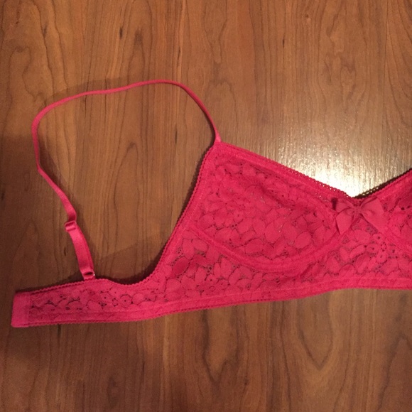 Unlined aerie lace bra