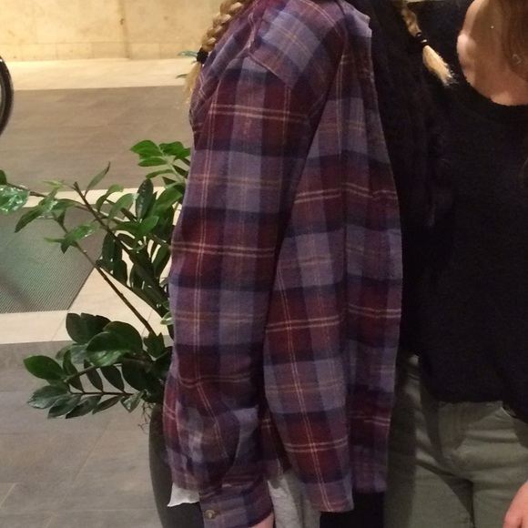 BRANDY MELVILLE FLANNEL