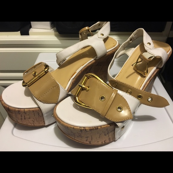 Forever 21 wedge shoes