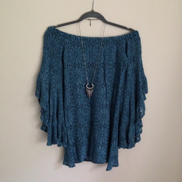 FREE PEOPLE JENS PIRATE BOOTY LACE OFF SHLDR DRESS - Picture 2 of 3