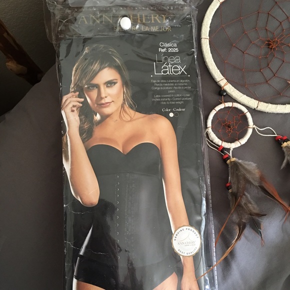 Ann chery latex waist trainer