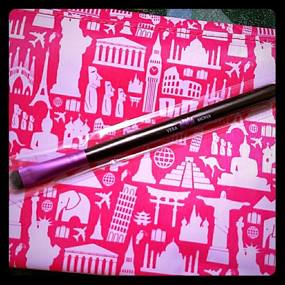 ✔SOLD✔Eyeshadow brush