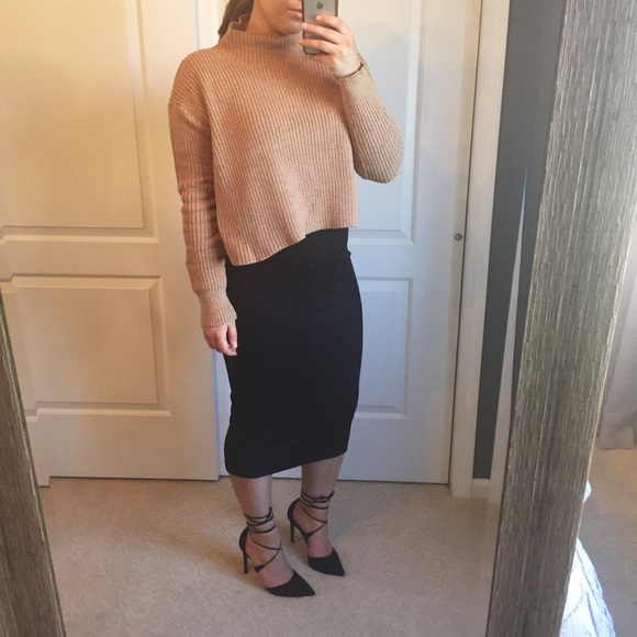 Ribbed Knit Taupe Sweater - Picture 3 of 3