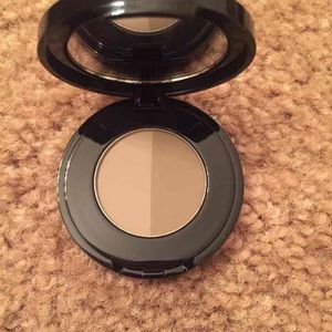 Anastasia Beverly Hills Medium Brow powder