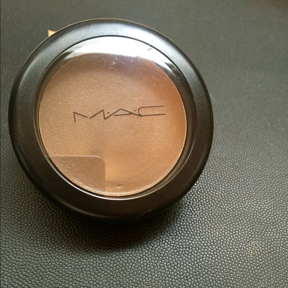 MAC Pro Sculpting Cream in Coffee Walnut