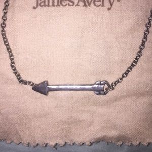 Julio Arrow necklace