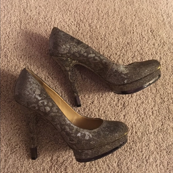 Gold sparkling Elegant Gianni Bini platforms - Picture 4 of 4
