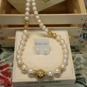 🔻PRICE DROP🔻Pearl Strand w/Gold Filligree