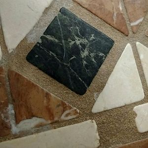 Meet your Posher, Lora