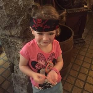 Meet your Posher, Chrissy