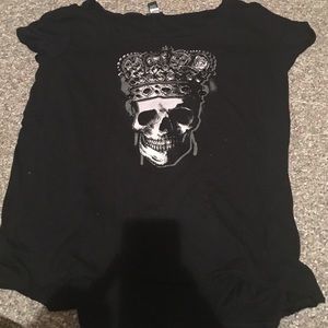 Torrid skull tshirt