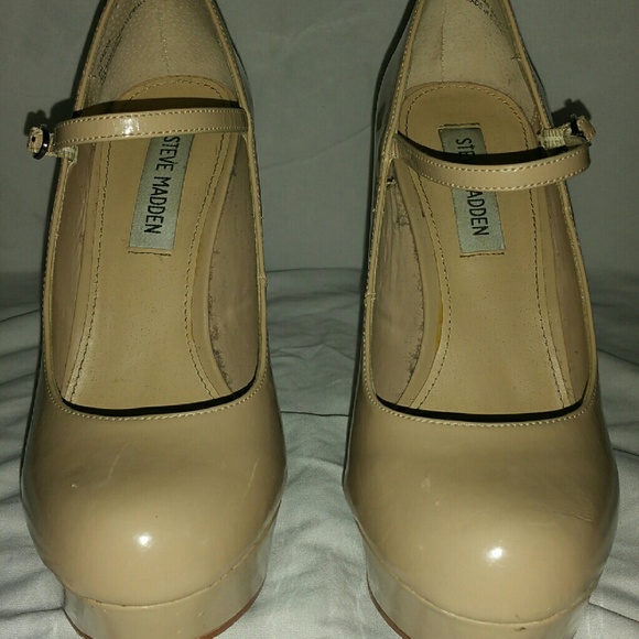 Nude color Steve Madden heels