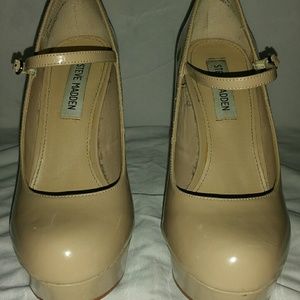 Nude color Steve Madden heels