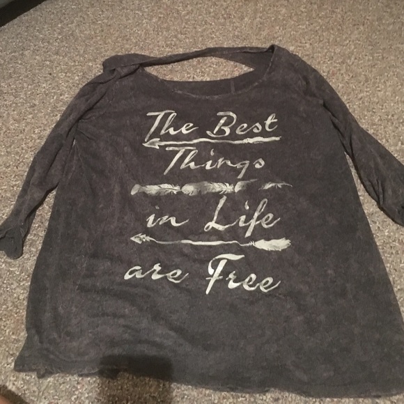 Maurices graphic top