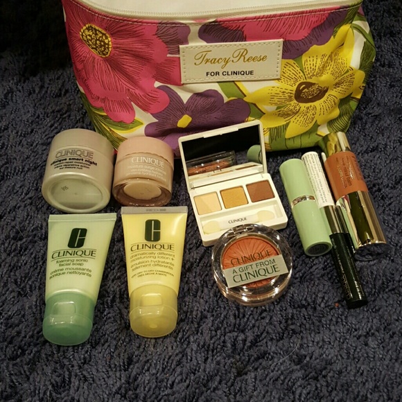 Clinique Other - 9 item Clinique beauty bag