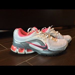 Nike refresh white , grey, and pink