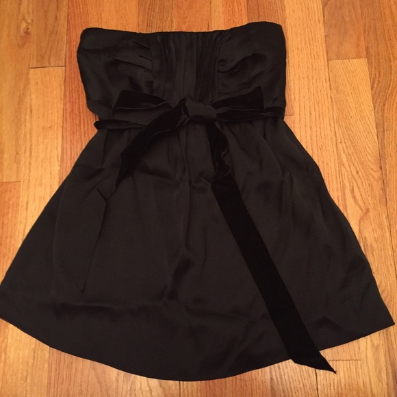 NWT Banana Republic Black Silk Strapless Top Sz 0