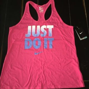 Nwt Nike tank