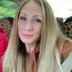 Meet your Posher, Vanessa