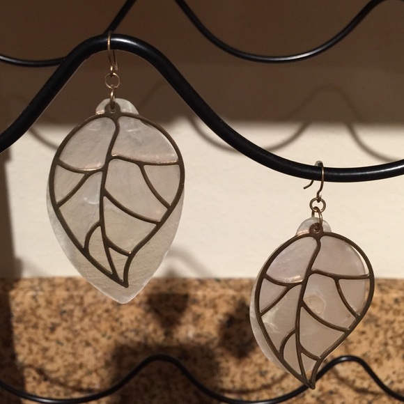White/gold leaf earrings