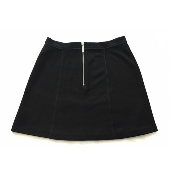 Michael Kors Skirt ✨ - Picture 2 of 2