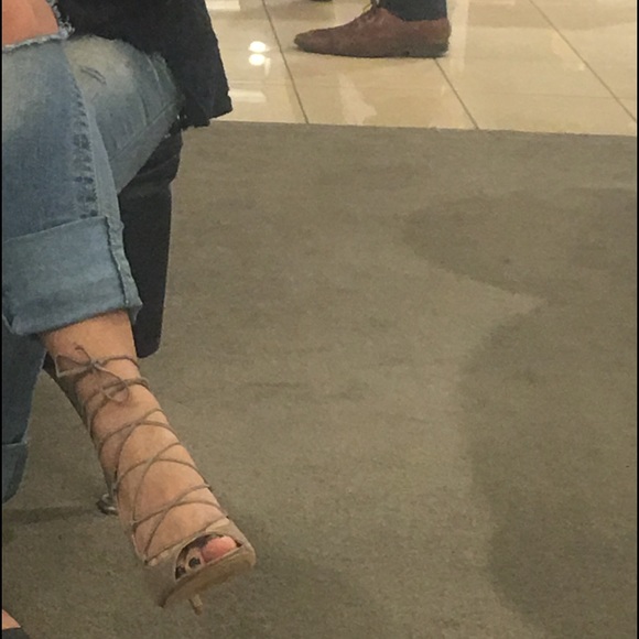 SOLD SOLD Vince camuto taupe sexy heels - Picture 2 of 4