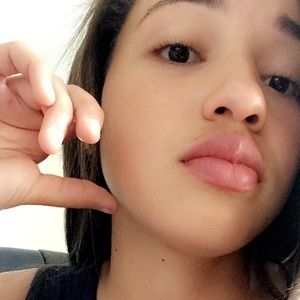 Meet your Posher, Sabrina