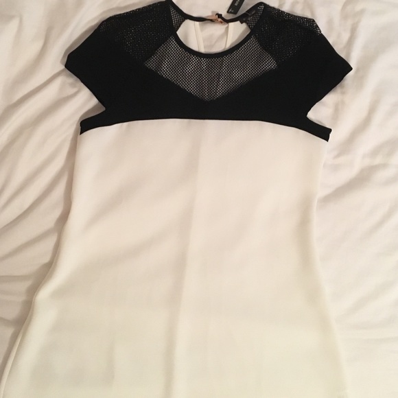 mesh dress - Picture 1 of 4