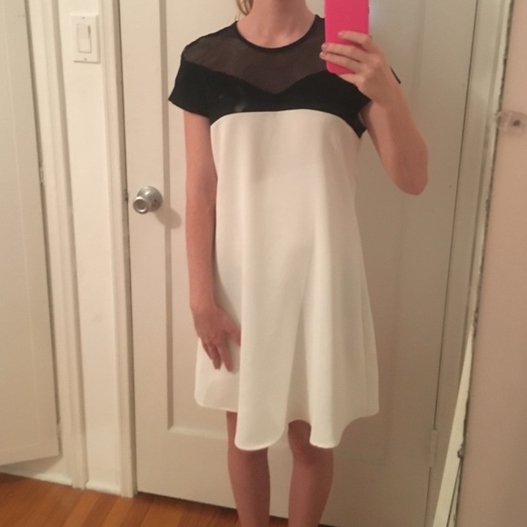 mesh dress - Picture 4 of 4