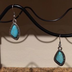 Silver turquoise earrings