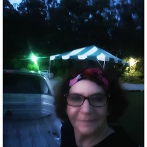 Meet your Posher, Anne