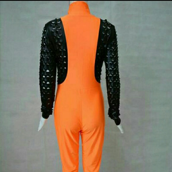 Orange jumpsuit 🕴️stretch fabric for Halloween - Picture 4 of 5