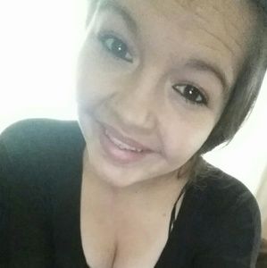 Meet your Posher, Felicity