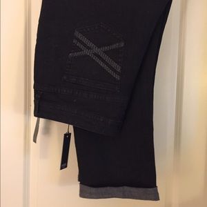 A.n.a brand capris size 18