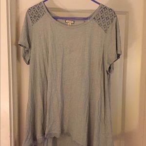 XL gray top with lace detail