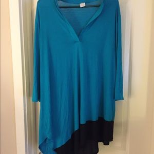 2XL turquoise and black asymmetric tunic