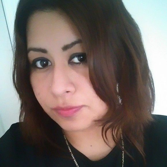 Meet your Posher, Alexandra - Picture 1 of 1