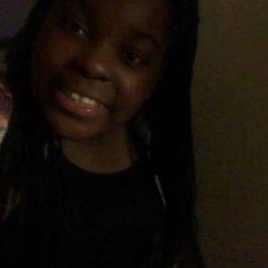 Meet your Posher, Ari