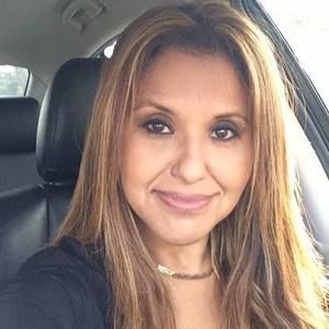 Meet your Posher, Carla