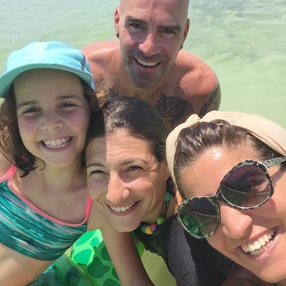 Meet your Posher ❤️ - Picture 2 of 4