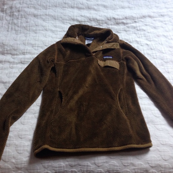 Golden brown Patagonia pullover