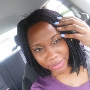 Meet your Posher, Brianna