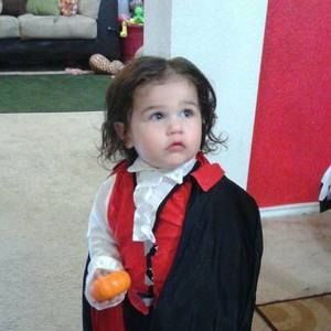 Meet your Posher, Dana